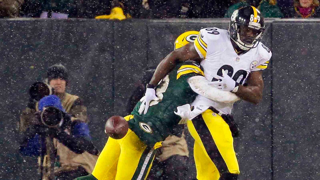 Panthers sign free-agent WR Cotchery to 2-year contract